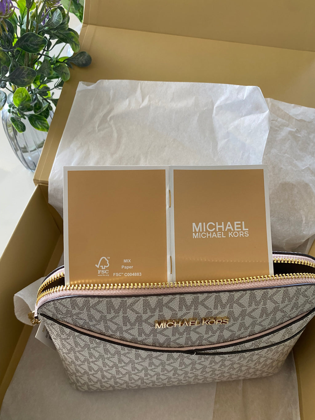 Michael Kors Jet Set Travel Medium Logo Dome Crossbody Bag